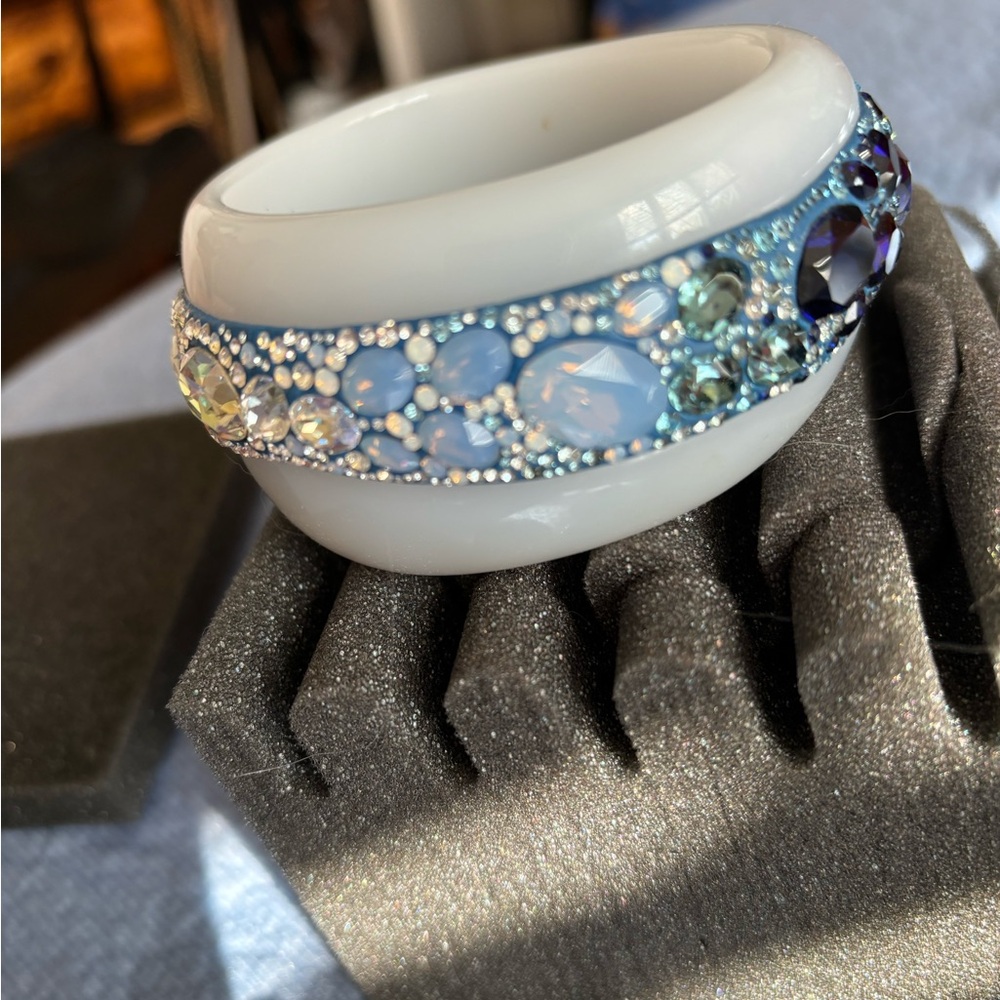 Swarovski Crystal Resin Bangle - Picture 9 of 10